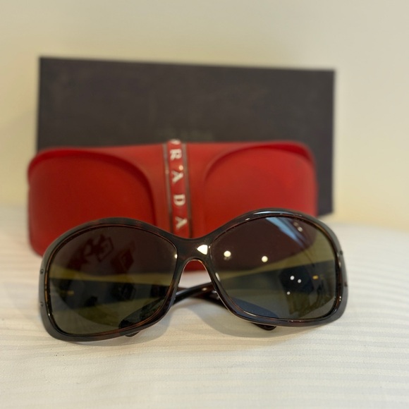 Prada Brown Sunglasses with Red Case - Picture 1 of 4